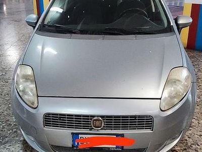 Usata Fiat Grande Punto 65 CV (47 kW) 2009 Grigio Utilitaria