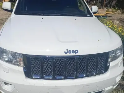 Usata Jeep Grand Cherokee 241 CV (177 kW) 2013 Bianco SUV