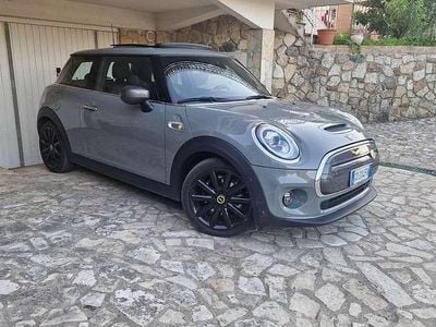 Usata Mini Cooper SE 138 kW (188 CV) 2021 Utilitaria