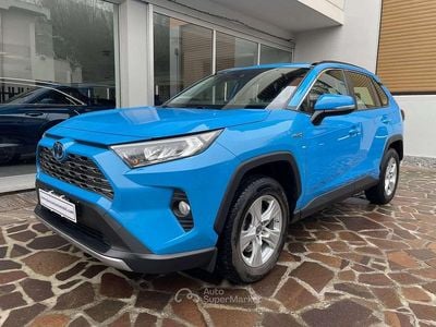 Usata Toyota RAV4 Hybrid Business Edition 178 CV (130 kW) 2021 Cyan metallizzato SUV