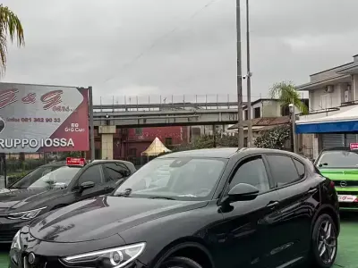 Usata Alfa Romeo Stelvio 190 CV (139 kW) 2018 Nero SUV