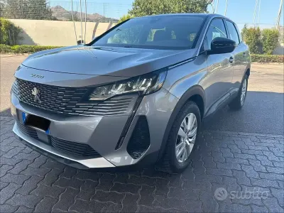 Usata Peugeot 3008 Allure 131 CV (96 kW) 2022 Grigio SUV