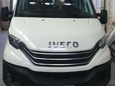 Usata Iveco Daily 175 CV (128 kW) 2022 Bianco Furgone