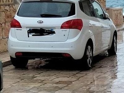 Usata Kia Venga 77 CV (56 kW) 2011 Bianco Utilitaria
