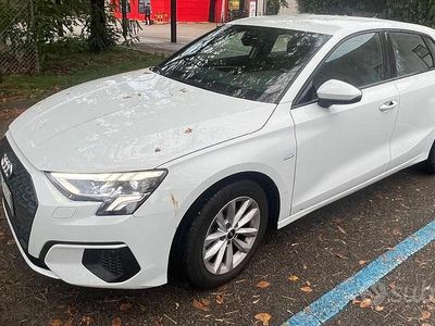 Usata Audi A3 Sportback e-tron Business 110 CV (80 kW) 2022 Bianco Utilitaria