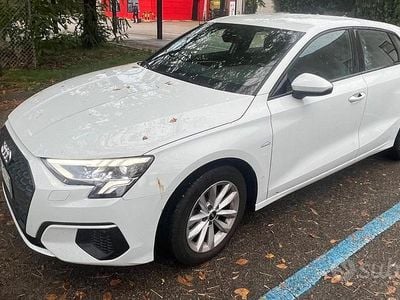 Bianco Usata 2022 Audi A3 Sportback Business Utilitaria | 26.000 € (Buon prezzo)