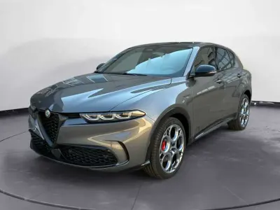 Nuova Alfa Romeo Tonale Veloce 117 CV (86 kW) 2025 Marrone luci di bosco SUV