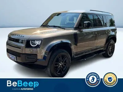 Usata Land Rover Defender SE Dynamic 200 CV (147 kW) 2025 Marrone SUV
