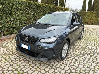 Usata Seat Arona Style 95 CV (69 kW) 2023 Grigio SUV