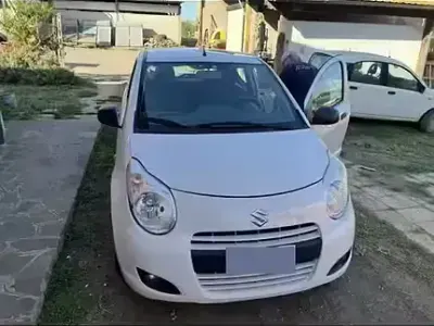Usata Suzuki Alto 68 CV (50 kW) 2009 Bianco Utilitaria