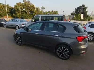 Usata Fiat Tipo Pop 120 CV (88 kW) 2016 Grigio Berlina