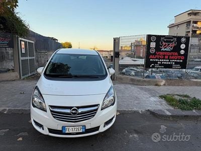 Bianco Usata 2016 Opel Meriva Monovolume | 7200 € (Buon prezzo)