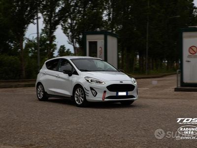 Usata Ford Fiesta Titanium 92 CV (67 kW) 2019 Bianco Utilitaria
