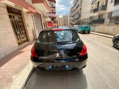Usata Peugeot 308 90 CV (66 kW) 2008 Nero Utilitaria