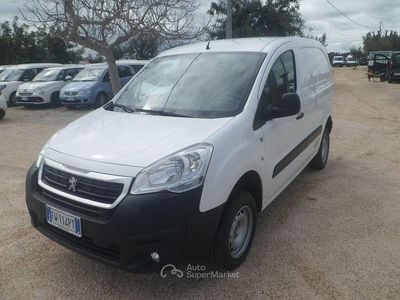 Usata Peugeot Partner 101 CV (74 kW) 2020 Bianco Monovolume