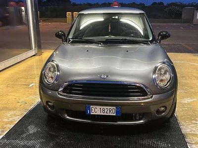 Usata Mini ONE 75 CV (55 kW) 2010 Utilitaria