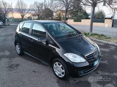 Begagnad Mercedes A160 95 HK (69 kW) 2011 Svart Sedan