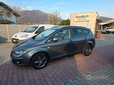Usata Seat Altea XL 105 CV (77 kW) 2014 Grigio Monovolume