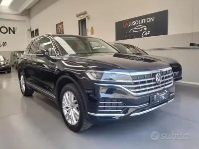 Usata VW Touareg Atmosphere 231 CV (169 kW) 2022 Blu SUV