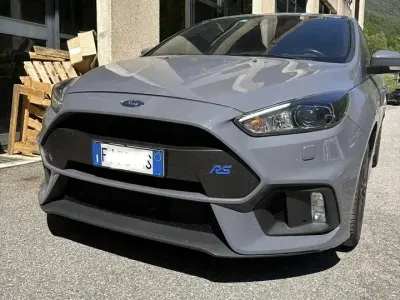 Usata Ford Focus RS 349 CV (256 kW) 2017 Grigio Berlina