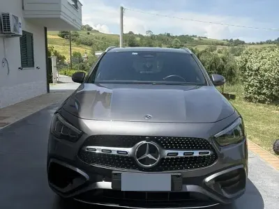 Usata Mercedes GLA180 Advanced 116 CV (85 kW) 2024 SUV