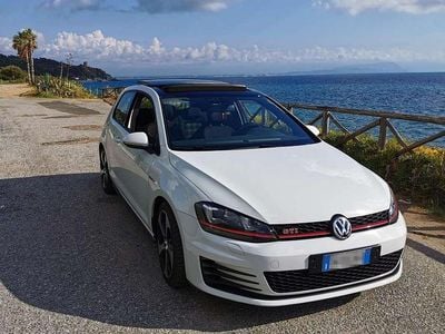 Usata VW Golf VII GTI 230 CV (169 kW) 2014 Bianco Berlina