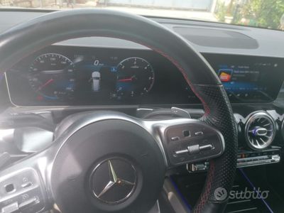 Mercedes GLB200