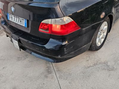 BMW 525