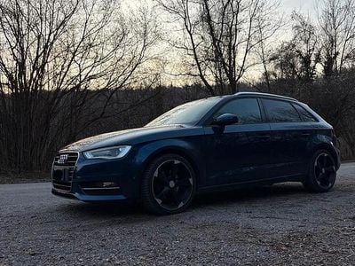 Blu Usata 2016 Audi A3 Sportback Utilitaria | 15.500 € (Molto cara)