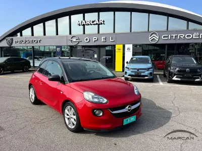 Usata Opel Adam Jam 87 CV (63 kW) 2017 Rosso Utilitaria