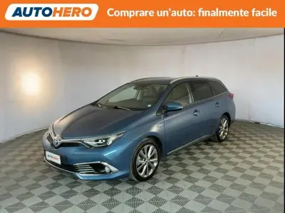 Usata Toyota Auris Touring Sports Lounge 136 CV (100 kW) 2018 Blu Station wagon