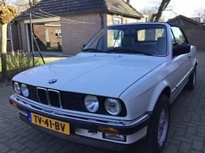 Usata BMW 320 129 CV (94 kW) 1988 Bianco Cabrio