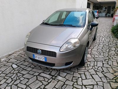 Usata Fiat Grande Punto 65 CV (47 kW) 2008 Grigio Utilitaria
