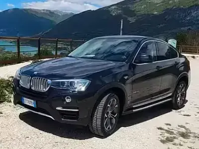 Usata BMW X4 190 CV (139 kW) 2015 Giallo SUV