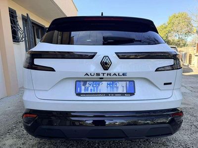 Usata Renault Austral Techno 200 CV (147 kW) 2023 Bianco SUV