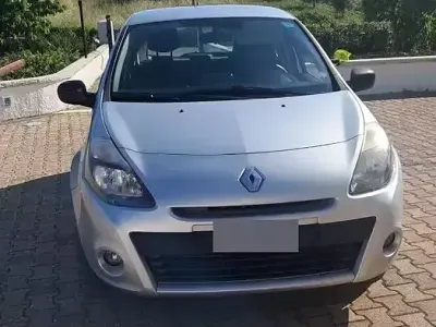 Usata Renault Clio II 75 CV (55 kW) 2011 Grigio Berlina