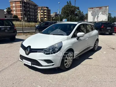 Begagnad Renault Clio GrandTour Zen 75 HK (55 kW) 2017 Vit Kombi