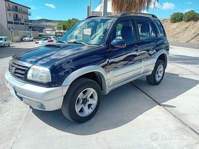 Usata Suzuki Grand Vitara 108 CV (79 kW) 2004 Blu Station wagon