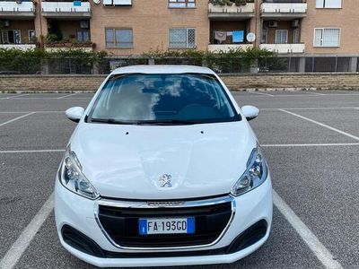 usata Peugeot 208 5p 1.6 bluehdi Active 75cv