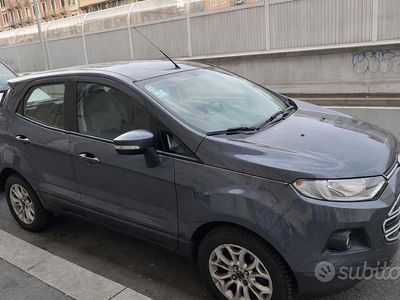 Usata Ford Ecosport 125 CV (91 kW) 2016 Grigio SUV
