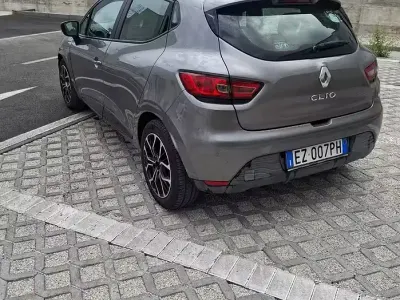 Usata Renault Clio IV 73 CV (53 kW) 2015 Grigio Berlina