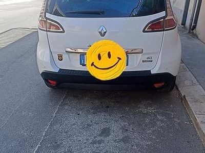 Bianco Usata 2015 Renault Scénic III XMOD Monovolume | 6500 € (Buon prezzo)