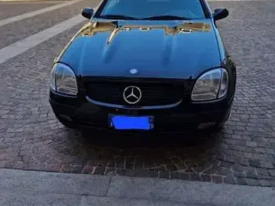 Usata Mercedes SLK230 193 CV (141 kW) 1999 Nero Cabrio