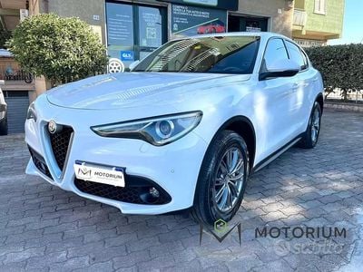 Usata Alfa Romeo Stelvio 190 CV (139 kW) 2018 Bianco SUV