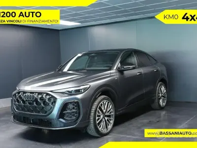 Nuova Audi Q5 Sportback Ambiente 204 CV (150 kW) 2026 Grigio SUV