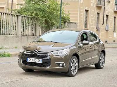 Usata Citroën DS4 Sport Chic 200 CV (147 kW) 2011 Marrone hickory metallizzato Utilitaria