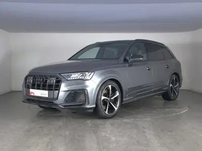 Käytetty Audi SQ7 Ambiente 507 HP (372 kW) 2022 Harmaa Katumaasturi