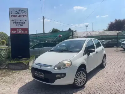 Usata Fiat Punto Evo Emotion 70 CV (51 kW) 2010 Bianco Utilitaria