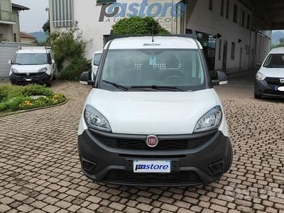Usata Fiat Doblò 90 CV (66 kW) 2018 Bianco Monovolume