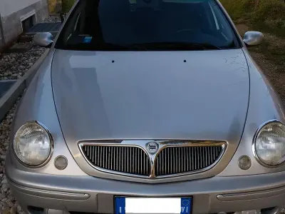 Usata Lancia Lybra 131 CV (96 kW) 2002 Grigio Station wagon
